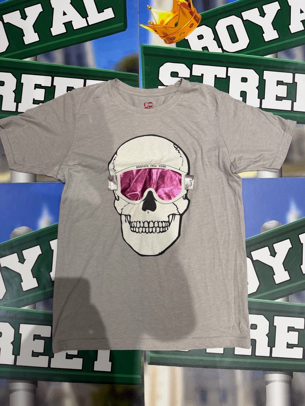 Barneys New York Light Gray Short-Sleeve Tee with Pink Metallic Sunglasses Skull